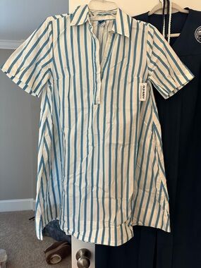 Old Navy White & Teal Vertical Stripe Short-Sleeve Button Shirt
